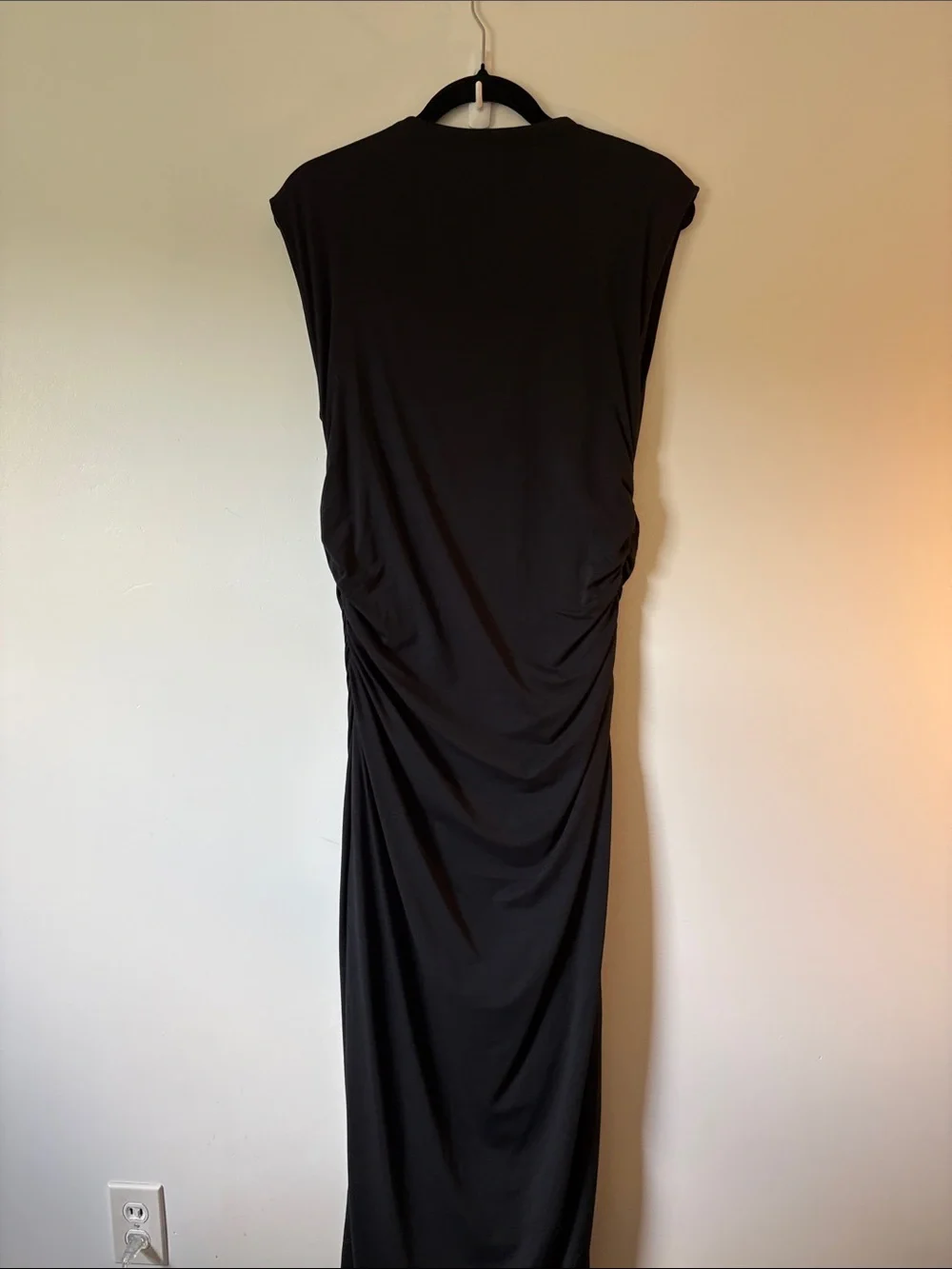 Abercrombie & Fitch Black Sleeveless Ruched Maxi Dress